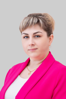 Воспитатель высшей категории Глебова Елена Асановна